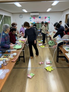 }-03.jpg